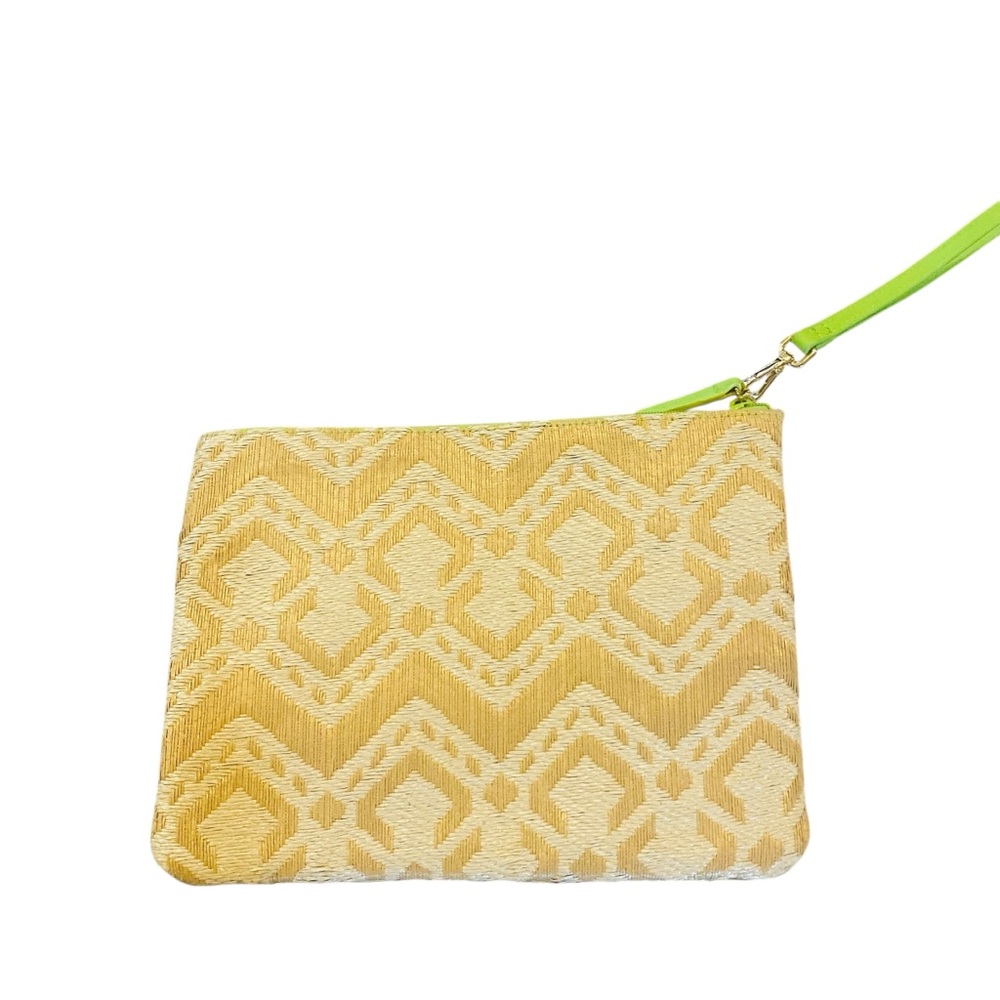 Vera Bradley Straw Beach Floral Embroidered Wristlet - Picture 3 of 6